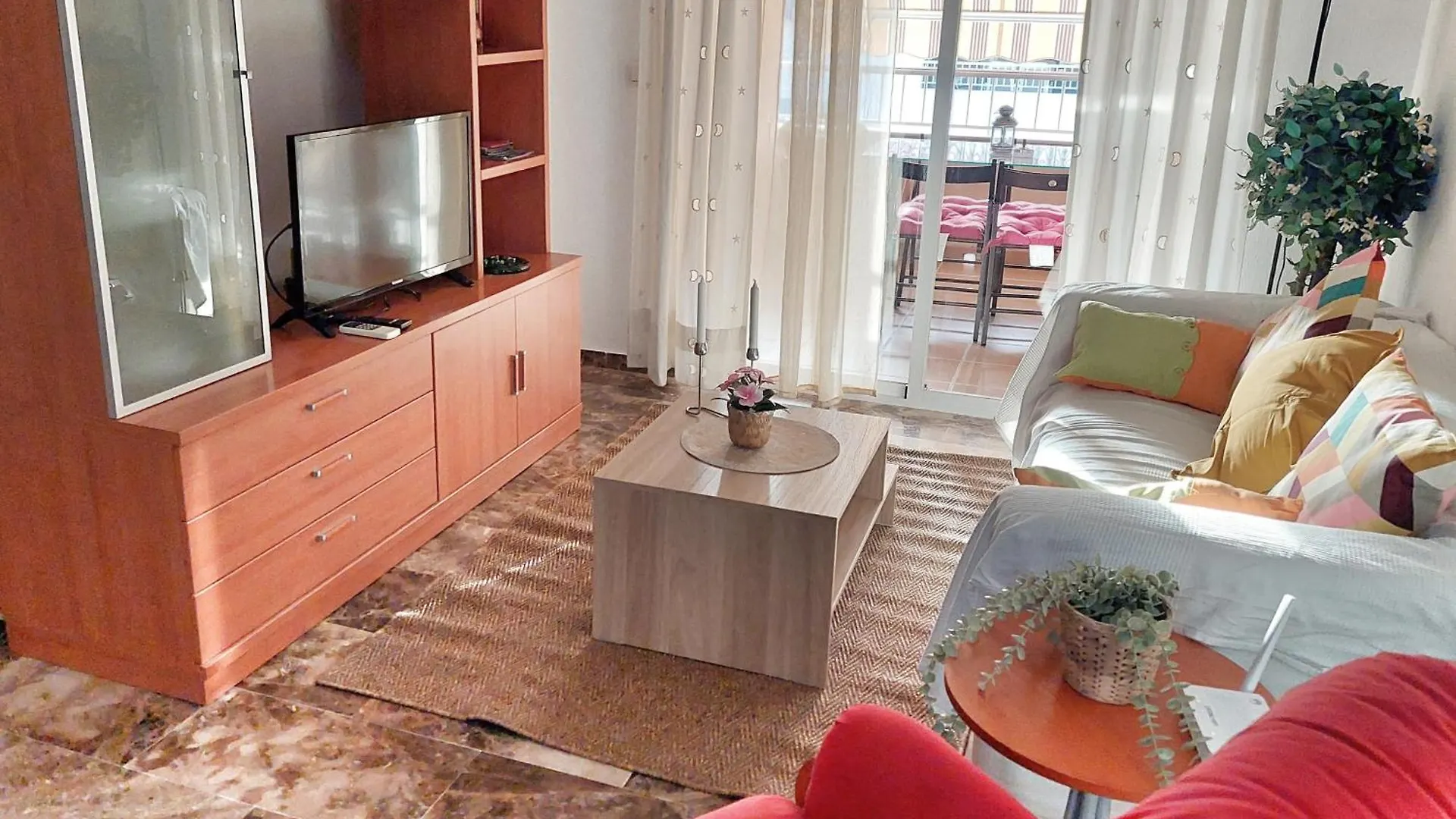 Instyle Almunecar En El Centro Con Cochera Y Piscina Daire