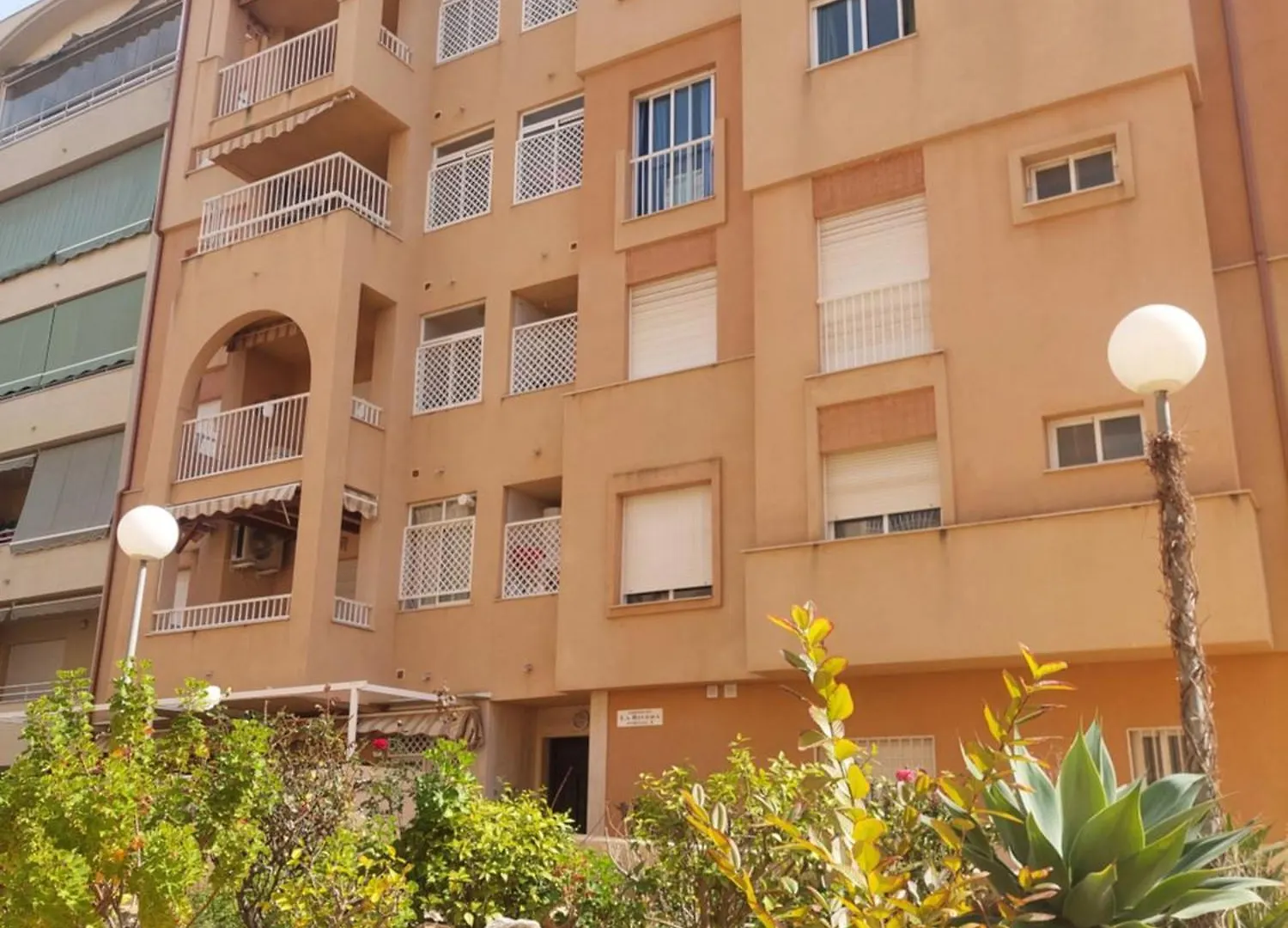 Instyle Almunecar En El Centro Con Cochera Y Piscina